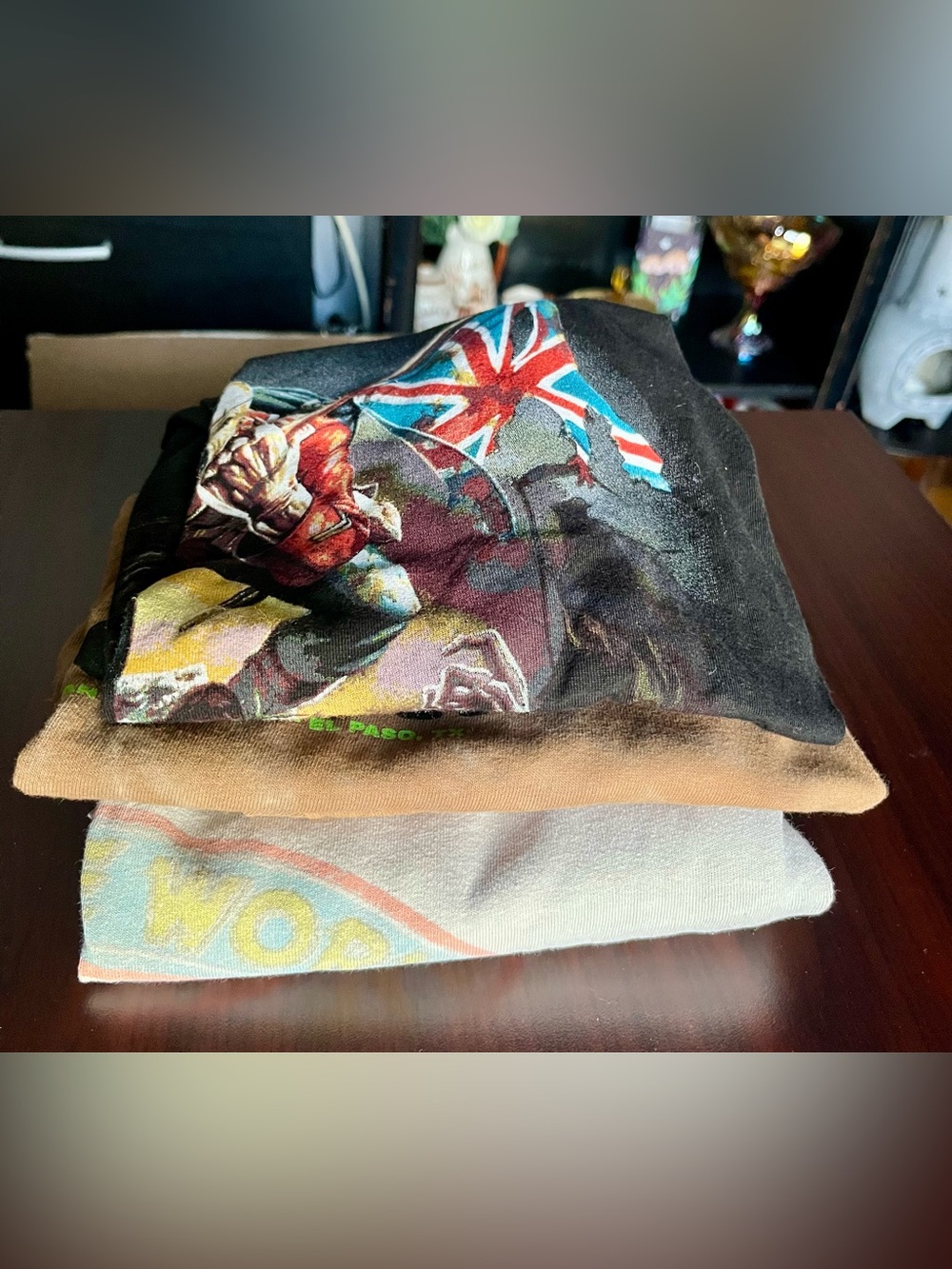 3 PC BUNDLE - GRAPHIC TEES Medium